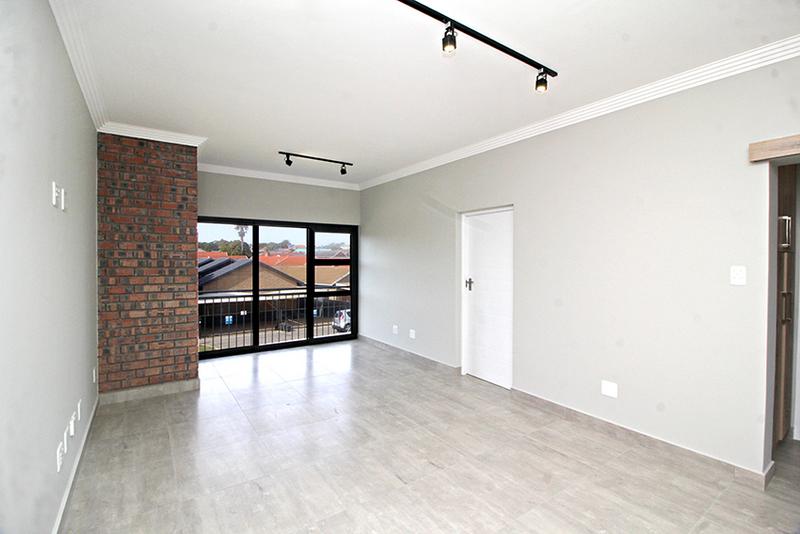 2 Bedroom Property for Sale in Hartenbos Heuwels Western Cape